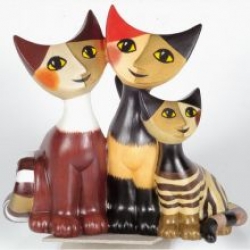 famille-de-chats-miniatures-en-porcelaine-happy-family-de-rosina-wachtmeister